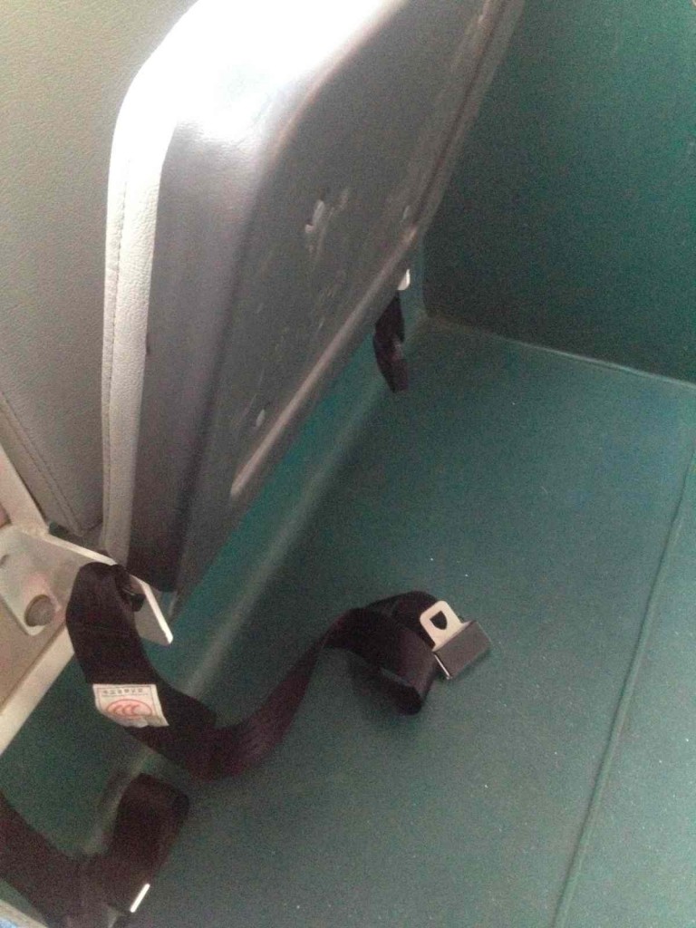 バス折り畳み椅子